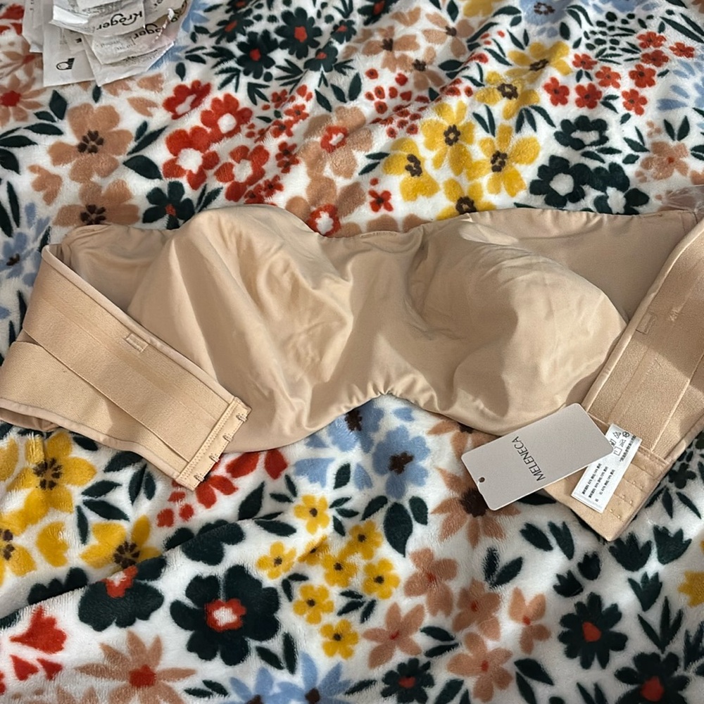 NWT strapless bra